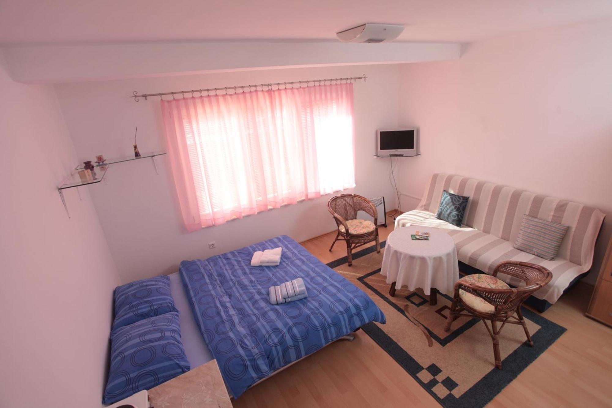 Apartments Kira Saraievo Quarto foto